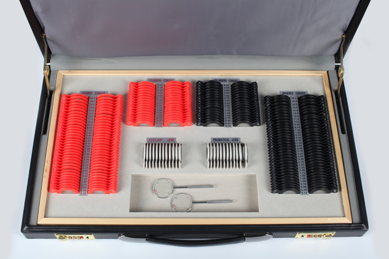 TLC-266P plastic-rim trial lens set with color-coded lenses
